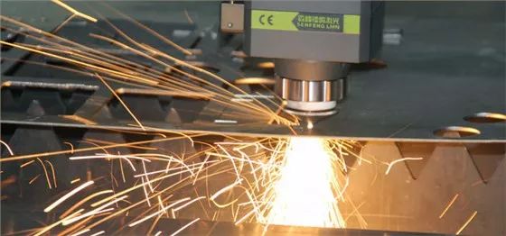 激光切割機(jī)